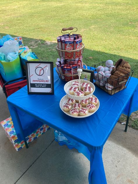 Cracker Jack Party Favors, Baseball First Birthday Favors, Baseball Theme Birthday Party Favors, Rookie Year First Birthday Party Favors, Baseball Field Birthday Party, My Rookie Year First Birthday Centerpieces, Rookie Of The Year First Birthday Goodie Bags, Rookie Of The Year Favors, Rookie Year Party Favors