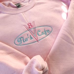 Cute Disney Outfits, Disneyland Outfits, Embroidered Crewneck, Cute Sweatshirts, Embroidered Clothes, Embroidered Sweatshirt, Disney Shirts, Cute Disney, Disney Outfits