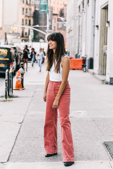 NYFW SS18 Street Style IV | Collage Vintage 80 Degree Weather Outfits, Bright Pants, Model Street Style, Outfit Formulas, Warm Weather Outfits, Model Outfits, Olivia Palermo, Photo Outfit, Brunch Outfit