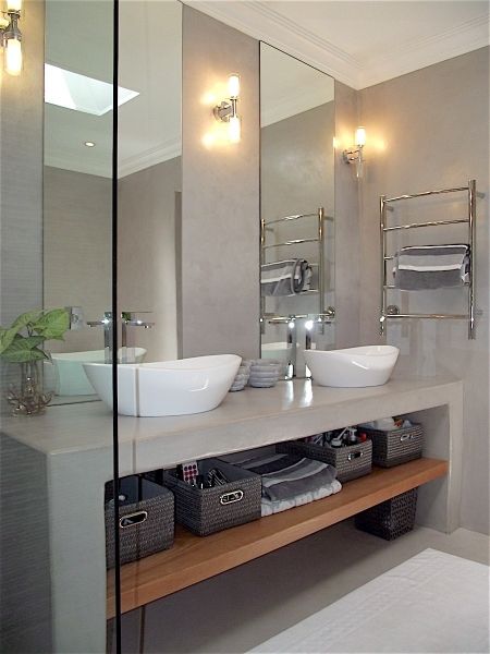 Tall Mirrors, Contemporary Bathroom Remodel, Best Bathroom Vanities, Small Bathroom Makeover, Double Vanity Bathroom, Bathroom Design Decor, Bathroom Sconces, Single Hole Bathroom Faucet, Trendy Bathroom