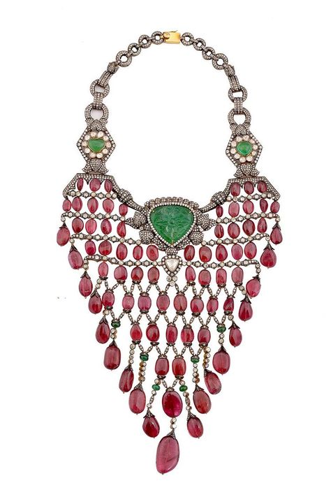 AmrapaliEventPreeta001 Farah Khan Jewellery, Khan Jewellery, Real Silver Necklace, Amrapali Jewellery, Amrapali Jewels, Heritage Jewellery, Diamond Necklaces, Red Necklace, Rings Jewelry Fashion