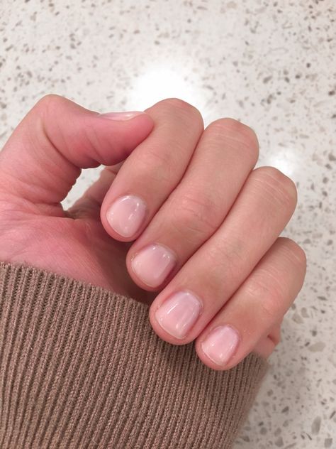 Manicure Neutral Colors, Nude Gel Nails Short, Extra Short Gel Nails, Gel Manicure Neutral, Very Short Natural Nails, Shellac Manicure Short Nails, Manicure Nude Color, Simple Manicure For Short Nails, Neutral Gel Manicure