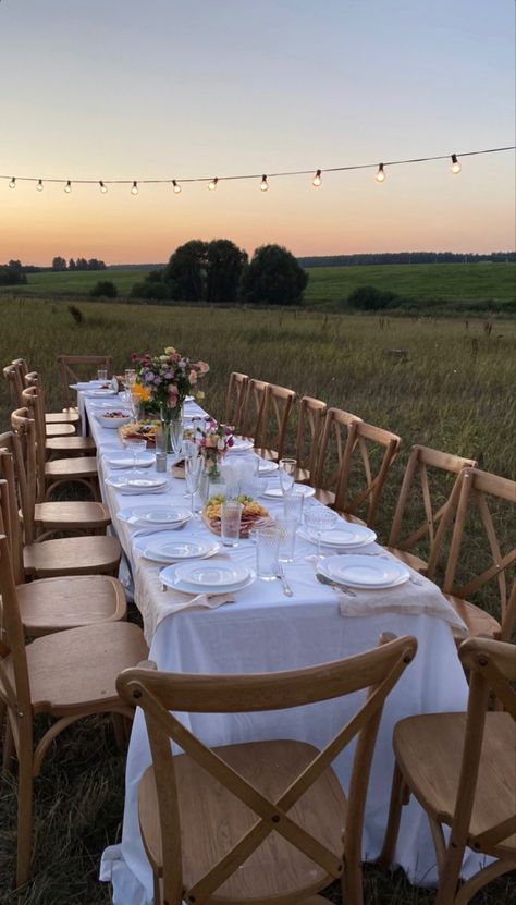 Vineyard Dinner, Engagement Dinner, Field Wedding, Outdoor Dinner Parties, Outdoor Dinner, Classy Wedding, Long Table, Wedding Mood Board, Wedding Goals