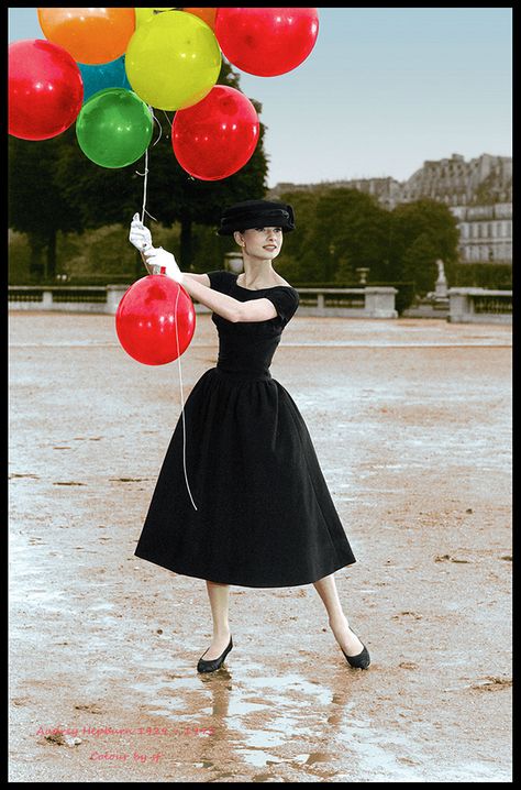 Audrey Hepburn - Funny Face 1957 | oneredsf1 | Flickr 1957 Fashion, Audrey Hepburn 1950s, Audrey Hepburn Style Outfits, Audrey Hepburn Funny Face, Audrey Hepburn Hat, Audrey Hepburn Outfit, Fair Photos, Audrey Hepburn Movies, Aubrey Hepburn