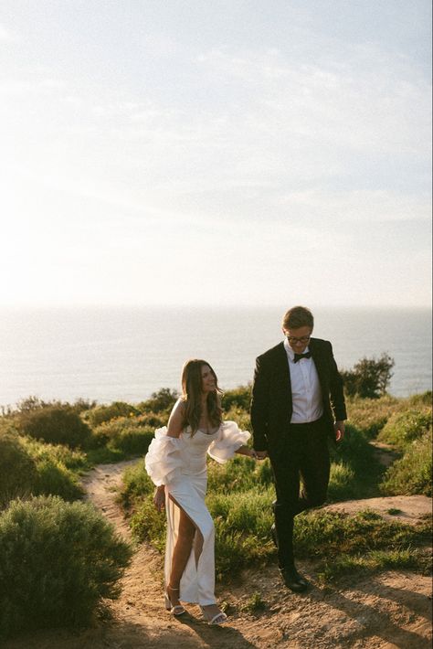 Laguna Beach Elopement, Italy Words, Cliffside Elopement, Elopement Outfit, Elopement Hawaii, Elopement Styled Shoot, San Diego Elopement, Sunrise Elopement, Oregon Elopement