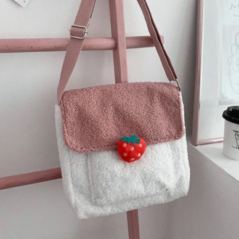 Fur Bags, Bunny Backpack, Chat Kawaii, Kawaii Bags, Cute Crossbody Bags, Leather Cosmetic Bag, Plush Bags, Kawaii Style, Kawaii Plush