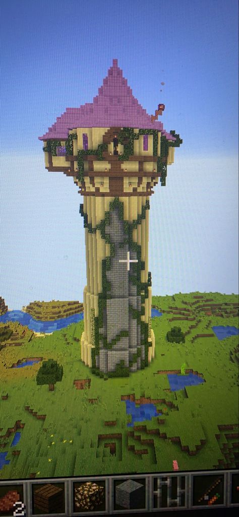 Rapunzel Castle Minecraft, Disney Inspired Minecraft Builds, Disney Minecraft Houses, Disney Princess Minecraft Houses, Minecraft Princess House, Rapunzels Tower Minecraft Tutorial, Minecraft Building Ideas Disney, Princess Tower Minecraft, Disney Minecraft Ideas