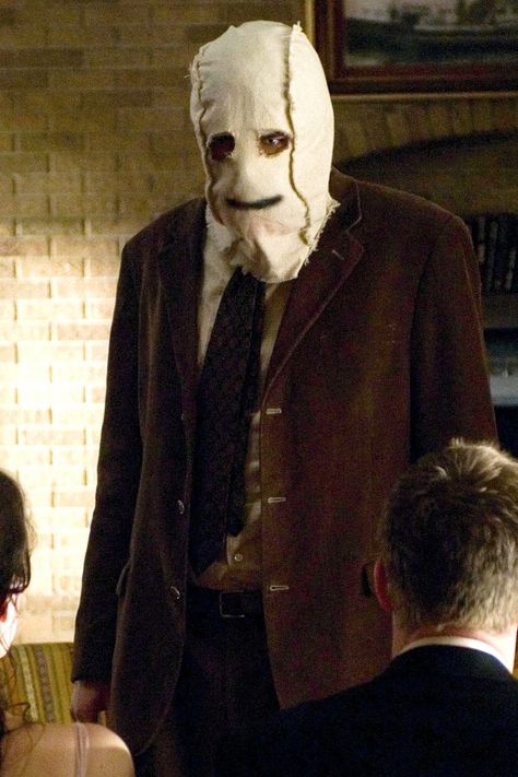 How Horror Movie The Strangers Is — and Isn't — Based on a "True Story" The Strangers Costume, The Strangers Halloween Costume, The Strangers Tattoos, Male Horror Movie Characters, Strangers Movie, The Strangers, Horror Movie Killers, Movie Killers Horror, Strangers Horror Movie