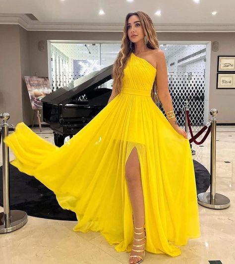 Graduate Dress, Cato Fashion, Chiffon Prom Dress, Glam Dresses, Prom Dresses Long, Dress Codes, Strapless Dress Formal, Cute Dresses, Prom Dress