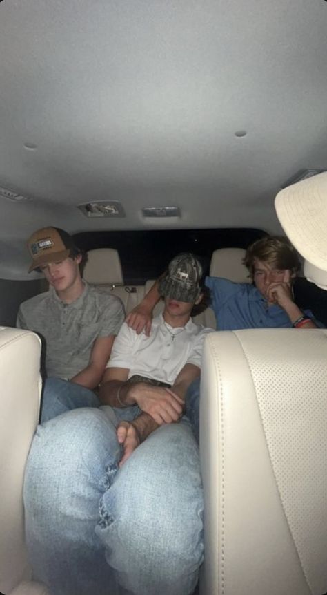 Country Guy Friends, 2 Man Picture, Country Guy Aesthetic, Teen Cowboys, Country Boyfriend Goals, Country Boy Aesthetic, Country Snaps, Fake Bf Pics, Fake Boyfriend Pictures