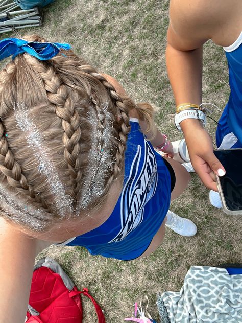 Lax Hair, Simple Volleyball Hairstyles, Race Day Hair, Hockey Hair, Cute Volleyball Hairstyles, Cute Sporty Hairstyles, Running Hairstyles, Volleyball Hair, Soccer Hair