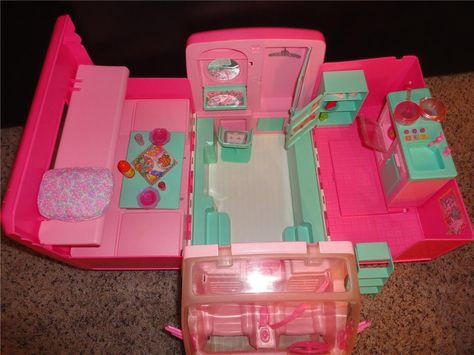 Barbie Camper Camping Barbie, Barbie Camper Van, Barbie Camper, Barbie 1990, Barbie Car, Barbie 90s, Barbie Sets, 90s Toys, Im A Barbie Girl