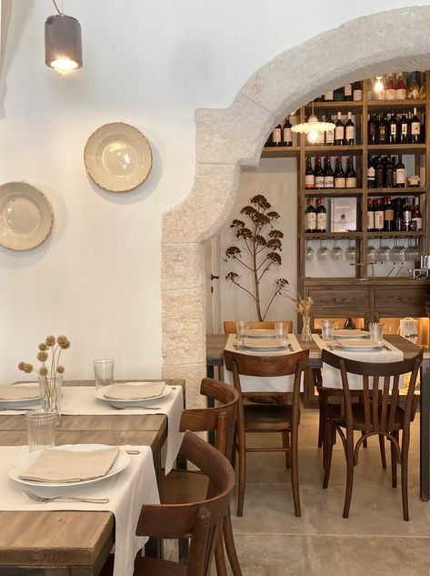 Cafe Murano, Italian Restaurant Interior Design, Italian Restaurant Design, Italian Restaurant Interior, Italian Restaurant Decor, Restaurant Facade, Pizzeria Design, Italy Restaurant, Restaurant Design Inspiration