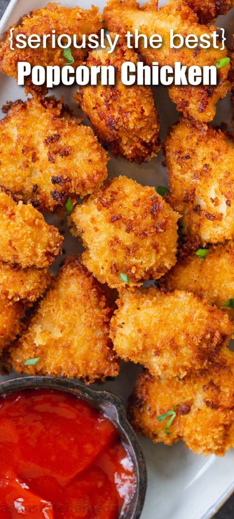 If you’ve never tried it before, it features tender chunks of chicken breast that have been breaded and deep-fried to golden brown perfection. Popcorn Chicken Recipe Easy, Easy Popcorn Chicken, Baked Popcorn Chicken, Easy Popcorn, Chicken Bites Recipes, Popcorn Chicken Recipe, Chicken Poppers, Crispy Chicken Sandwiches, Crispy Chicken Recipes