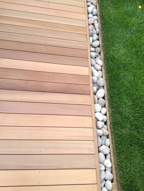 Wooden Patio Deck, Cedar Decking, Garden Pebbles, Garden Landscaping Ideas, Raised Deck, Patio Deck Designs, Back Garden Design, Deck Designs Backyard, Gravel Garden