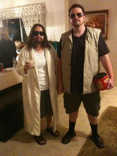 1990s Costume Ideas, Big Lebowski Costume, Diy Scarecrow Costume, Scarecrow Costume, Cute Couple Halloween Costumes, Big Lebowski, The Dude, Scary Costumes, Funny Costumes