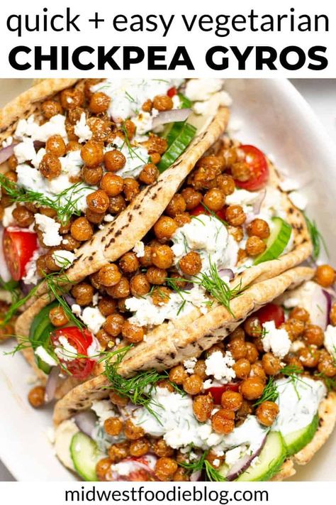 Easy Vegetarian Chickpea Gyros | This quick vegetarian dinner takes just 10 minutes to cook on your stove top and only a few minutes to prep. That means you can walk in the door and be sitting at the table eating dinner within 15 minutes! #midwestfoodie Chickpea Gyros, Quick Vegetarian Dinner, Chickpea Recipes, Tasty Vegetarian Recipes, Health Recipes, Vegetarian Dinners, Recipes Crockpot, Mediterranean Diet Recipes, Vegetarian Dinner