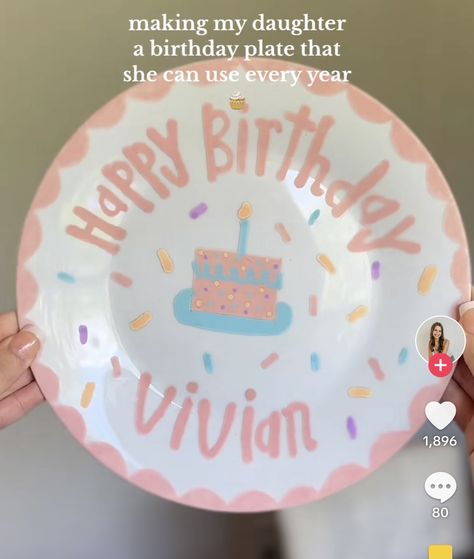 Birthday Plate Painting Ideas, Happy Birthday Plates Ceramic, Birthday Plate Ideas Girl, Birthday Plates Ceramic Diy, Baby Pottery Painting Ideas, First Birthday Plate, Painted Birthday Plate, Birthday Plates Ceramic, Birthday Plate Ideas