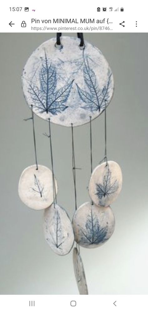 Air Dry Clay Wind Chimes, Clay Wind Chimes, Windchime Ideas, Kids Clay, Diy Air Dry Clay, Air Dry Clay Projects, Diy Wind Chimes, Pottery Handbuilding, Garden Pottery