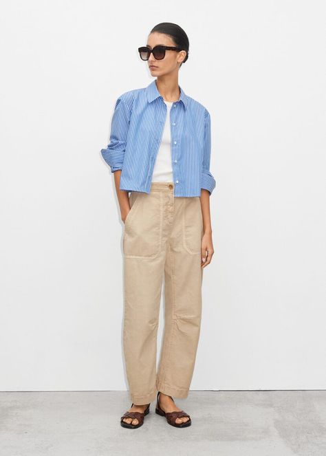 Cropped Boxy Stripe Shirt Blue/White Blue Striped Shirt Outfit, Denim Shirt Outfit, Polo Shirt Outfits, Cream Outfits, Satin Joggers, Casual Pant, Blue Striped Shirt, Womenswear Fashion, Stripe Shirt