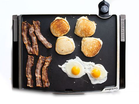 Best Griddle, Pancake Griddle, Pancakes And Bacon, How To Cook Burgers, Electric Griddle, Cooking Bacon, Grill Plate, Pancake Batter, Serious Eats