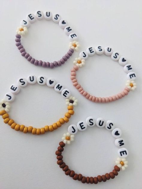 Happy Birthday Clay Bead Bracelet, He Is Risen Bracelet, Nurse Bracelet Diy, Christian Handmade Gifts, Small Buissnes Bracelet, Kids Bracelet Ideas, Christian Friendship Bracelets, Christian Clay Bead Bracelets, Bracelet Ideas With Words