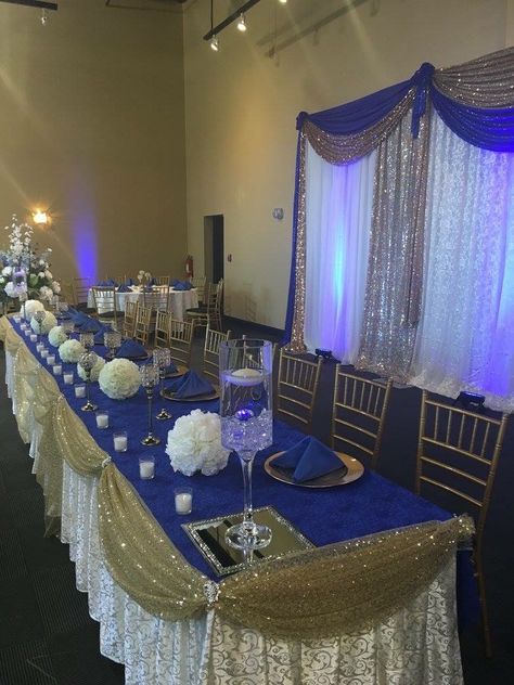 Royal Blue Main Table Quince, Quince Main Table Ideas Blue, Royal Theme Quinceanera, Blue And Gold Quinceanera Theme, Blue Quinceanera Decorations, Royal Blue Sweet 16 Decorations, Royal Blue Quinceanera Decorations, Royal Blue Quince Theme, Royal Blue Quinceanera Theme