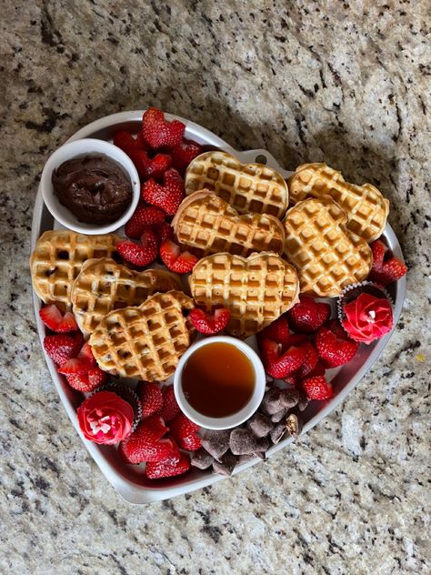 Valentine’s themed waffle charcuterie board 🤍 Valentines Waffle Charcuterie Board, Breakfast Valentines Day Ideas, Heart Shaped Waffles Aesthetic, Waffle Breakfast Board, Mini Breakfast Charcuterie Board, Valentines Day Brunch Food, Valentine’s Day Breakfast Board, Valentines Waffles, Valentine’s Day Meals