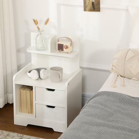 Bed Side Table Storage, Night Stands Bedroom Bedside Tables, Unique Bedside Table Ideas, Room Asthetics, Chic Bedside Table, Unique Bedside Tables, Unique Shelf, Bedroom Shelves, Room Checklist