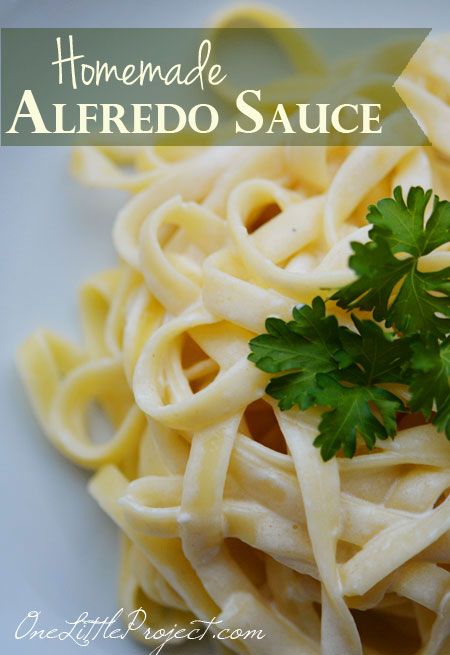 The BEST Homemade Alfredo Sauce Recipe. Quick and easy with fresh ingredients you can pronounce! Fettucini Alfredo Sauce, Best Homemade Alfredo Sauce, Homemade Alfredo Sauce Recipe, Alfredo Sauce Easy, Fettucini Alfredo, Making White Sauce, Alfredo Sauce Recipe Easy, Alfredo Sauce Recipe Homemade, Pastas Recipes