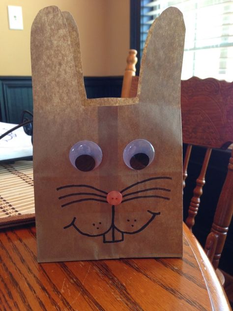 Bunny Bags for Easter Party – Along the Way Bunny Bags For Easter, Easter Door Decorations Classroom, Paper Bag Bunny, Easter Door Decorations, Prek Ideas, Easter Basket Crafts, Easter Door Decor, Bunny Treats, Easter Preschool