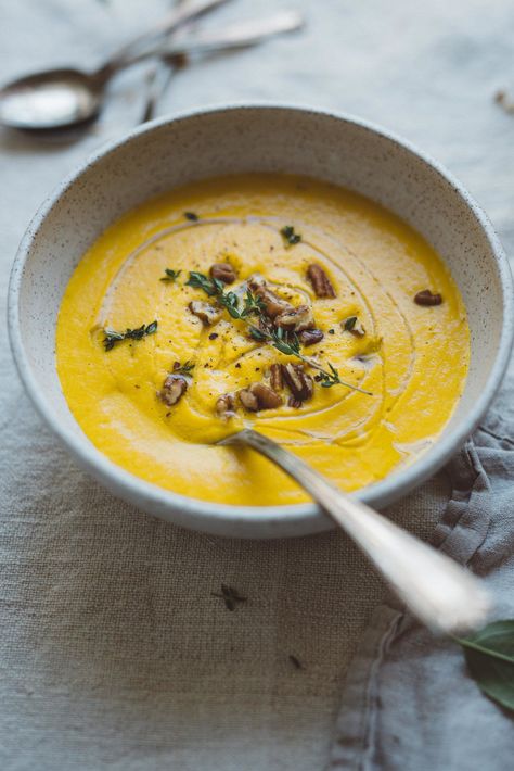 Turmeric Carrot Apple Soup | dolly and oatmeal Apple Carrot Soup, Carrot Apple Soup, Sauteed Tomatoes, Creamy Carrot Soup, Breakfast Soup, Apple Soup, Carrot Soup, Diet Vegetarian, Warm Food