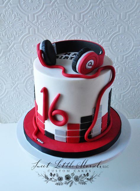 Teen Boy Cake Ideas, Cake For Teen Boy, 16th Birthday Cake For Boys, 16th Birthday Cake Ideas, Fun Cake Ideas, Boys 16th Birthday Cake, Boys Bday Cakes