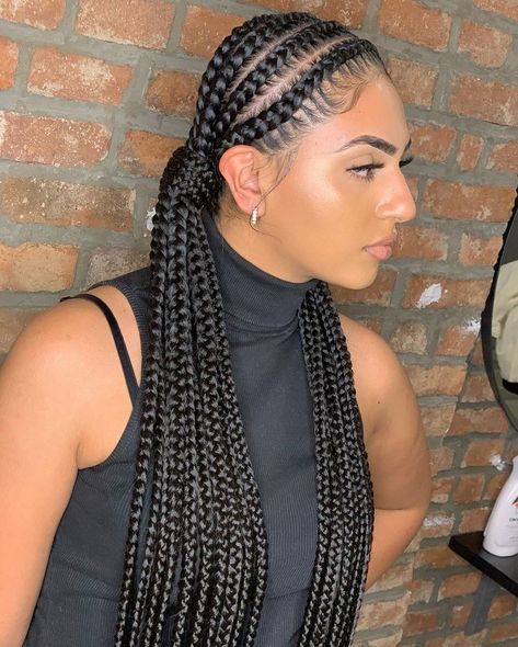 Side Part Cornrows Braids, Cute Feed In Braids Styles, Simple Cornrow Hairstyles, Quick Feed In Braid Styles, Side Part Braids, Feed In Braids Cornrows, Cornrow Ideas, Feed Ins, Black Braided Hairstyles