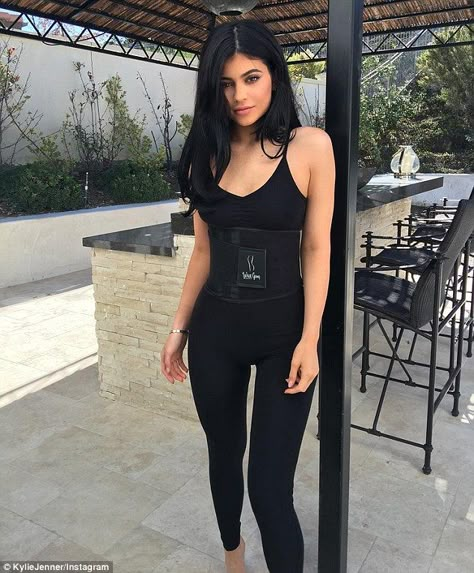 Kylie J, Kylie Jenner Style, Kylie Jenner Outfits, King Kylie, Jenner Outfits, Jenner Style, Kendall And Kylie, The Kardashians, Kardashian Jenner