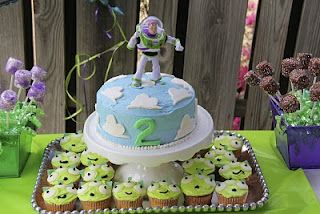 Buzz Lightyear Birthday Party, Toy Story Birthday Cake, Buzz Lightyear Party, Toy Story Cupcakes, Buzz Lightyear Birthday, Toy Story Party Decorations, Toy Story Cakes, Cake And Cupcakes, 2nd Birthday Party Themes