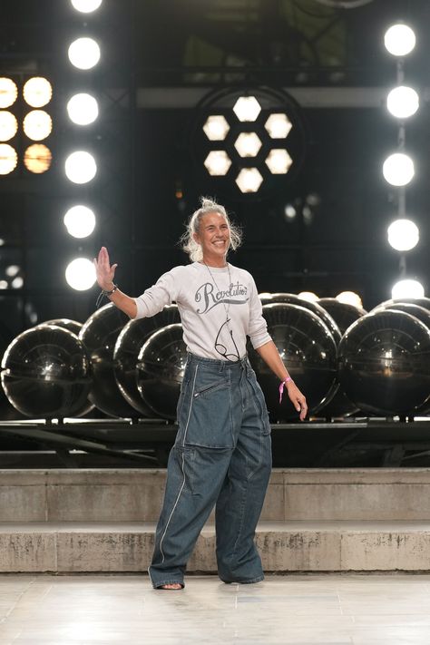 Isabel Marant Style, Spring 2023 Ready To Wear, 2023 Ready To Wear Collection, 2023 Ready To Wear, Minimal Chic, Spring 2023, Fashion Show Collection, Spring Summer Outfits, Isabel Marant