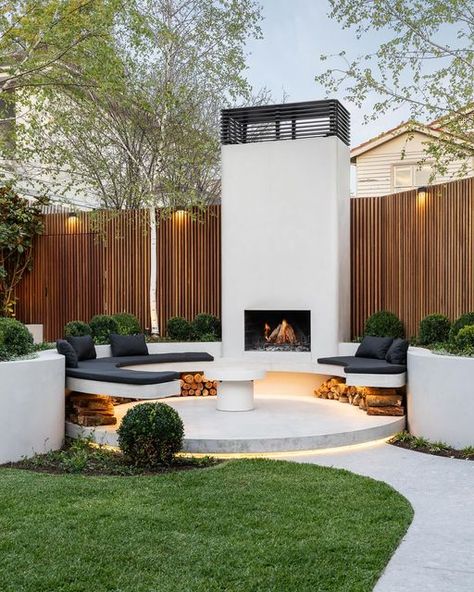 Exquisite Pools and Gardens on Instagram: "- Canterbury Project -" Pool Area Ideas Backyard, Backyard With Pool, Pool Courtyard, Pool Area Ideas, Vertical Slats, Residential Exterior, Backyard Fireplace, Landscape Inspiration, Backyard Remodel