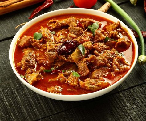 Rogan Josh or Mutton Rogan Josh is a mouth-watering traditional lamb curry recipe with origins in Persia and also popular in Kashmir. It is Mutton Rogan Josh Recipe, Mutton Rogan Josh, Lamb Curry Recipes, Lamb Rogan Josh, Rogan Josh, Punjabi Food, Lamb Curry, Dry Ginger, Anniversary Dinner