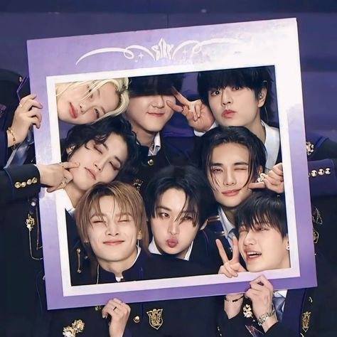 Skz 0t8 Aesthetic, High Quality Skz Photos, Skz Group Photos, Skz Cute Group Photo, Skz Pfp Ot8, Stray Kids Group Pic 2024, Skz Profile Picture, Stray Kids Group Picture, Skz Group Photo