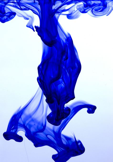 Diffusion :: Ink in Water :: Aesthesia Brand Imagery on Behance Lined Art, Aesthetic Prints, Ink Water, Water Abstract, Teachers Pet, Ink In Water, Glass Case, Modern Aesthetic, Blue Ink