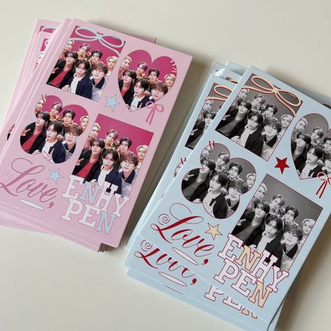 [Love, Enhypen] 4cut Postcard Print ˏˋo Product Details : ☆ 4" width x 6" height ☆ Glossy (front only) ☆ 16pt Cardstock Paper a cute photobooth inspired postcard print perfect for wall decorations, display, & of course for our beloved Engenes! makes a great gift for Enhypen fans ˚୨୧⋆｡˚ ⋆ ♡ now available in colours pink & blue (only the set includes the design tag as seen in the picture) ♡ stay tuned for more [Love,  ] 4cut Postcard Print designs! Newjeans+ version will be available at the Kpop Photostrip Design, Kpop Shop Ideas, Freebies Ideas Kpop, Postcard Design Kpop, Kpop Photobooth, Kpop Freebies Ideas, Kpop Postcard, Giveaway Kpop, Enhypen Design