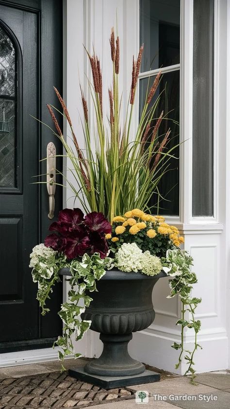 Fall Outdoor Planter Ideas, Spiller Plants, Tall Planters Front Door, Fall Urn, Porch Planter Ideas, Fall Flower Pots, Outdoor Planter Ideas, Fall Pots, Outdoor Urns