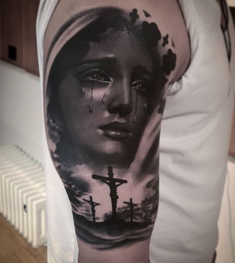 Mama Mary Tattoo, Pirate Girl Tattoos, Half Sleeve Tattoo Ideas, Religious Tattoo Sleeves, Tattoo God, Christus Tattoo, Religion Tattoos, Gotik Tattoo, Shadow Tattoo