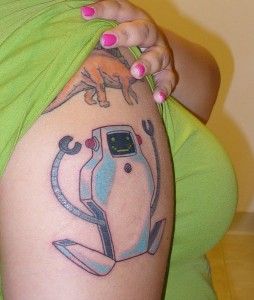 Jailbot Tattoo Adult Swim Tattoo, Swim Tattoo Ideas, Warden Superjail, Robot Tattoo, Swimming Tattoo, Tattoo On Arm, Idea Tattoo, Cool Tattoo, Geek Tattoo