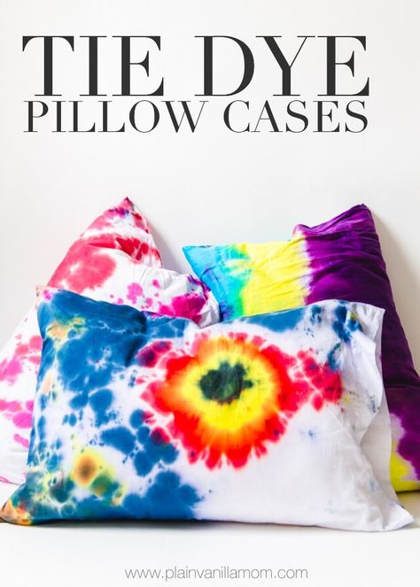 Sleepover Crafts, Tie Dye Birthday Party, Ty Dye, Tie Dye Birthday, Dyed Pillows, Tie Dye Party, Sleepover Birthday Parties, Crafts For Teens To Make, Tie Dye Crafts