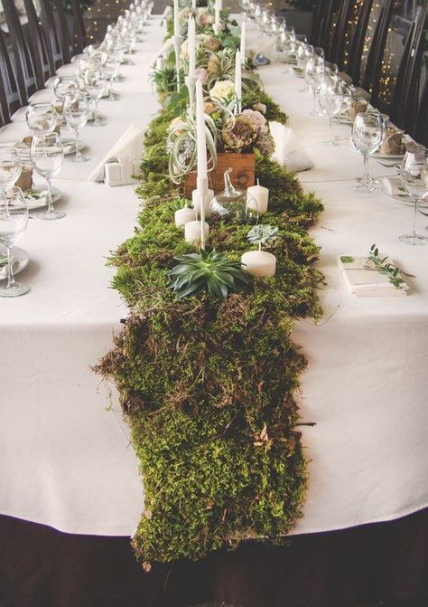 Moss Aisle Runner, Moss Wedding Decor Forest Theme, Woodsy Centerpieces Wedding, Hobbit Decorations, Moss Wedding Centerpiece, Moss Tablescape, Moss Table Decor, Moss Wedding Table, Moss Centerpiece Wedding