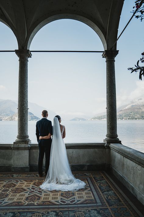 Italy Lake Wedding, Small Lake Como Wedding, Italian Elopement Dress, Lake Como Micro Wedding, Lake Como Italy Elopement, Lake Como Elopement Photography, Elopement Ideas Italy, Italy Elopement Photography, Eloping In Italy