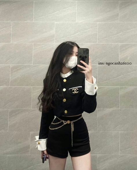 Chanel Outfits Women Korea, Preppy Style Korean, Korean Expensive Outfit, Expensive Aesthetic Outfits, Classy Korean Outfits, Mean Girls Outfits, Outfit Ideas Korean, Korean Outfit Street Styles, Preformance Outfits