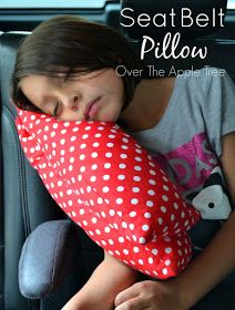 Travel Pillow Diy, Seatbelt Pillow, Diy Car Seat Cover, Travel Pillow Pattern, Seat Belt Pillow, Car Seat Pillow, Nice Ideas, Road Trip With Kids, Seat Belt Cover